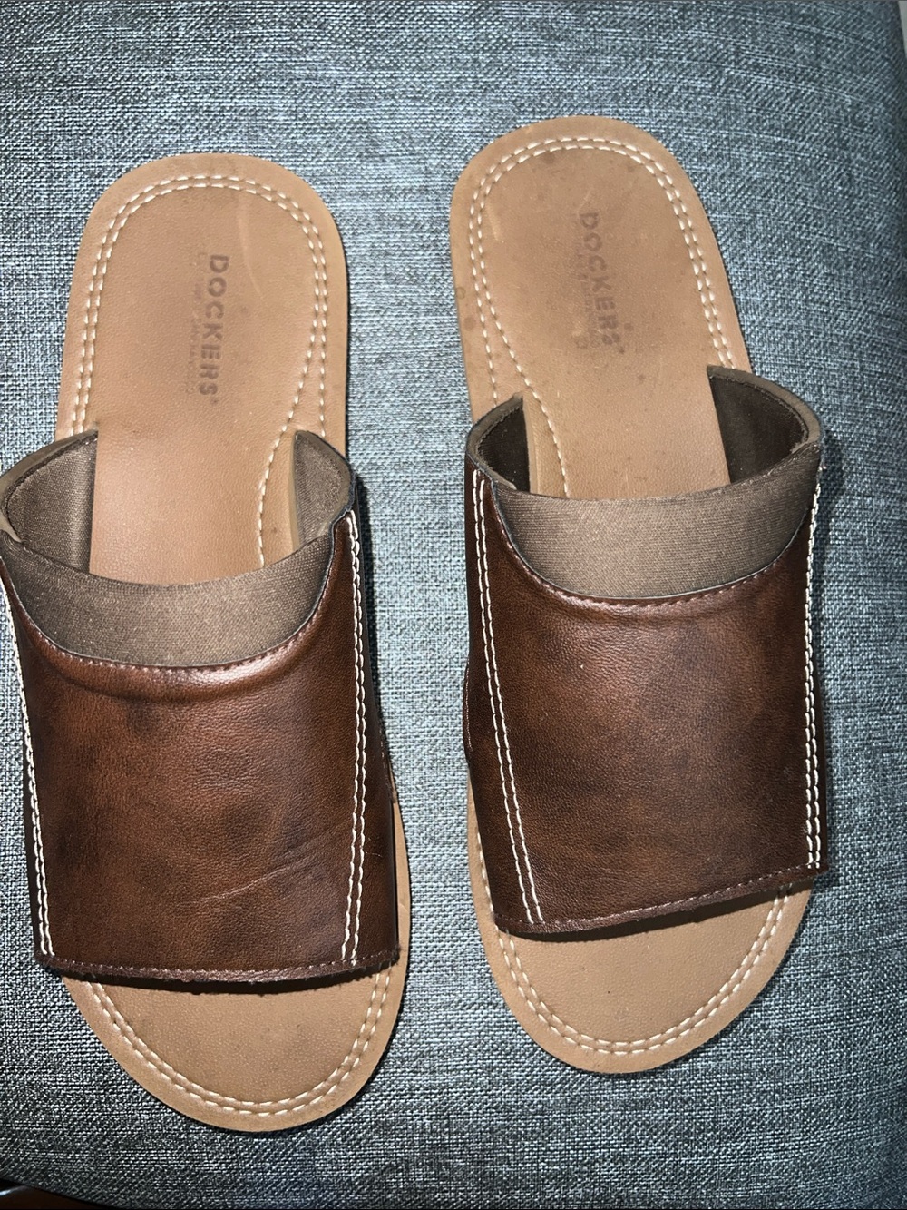 Dockers Brown Fax Leather Slip-On Slides